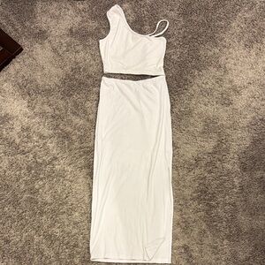 Elegant White One-Shoulder Dress